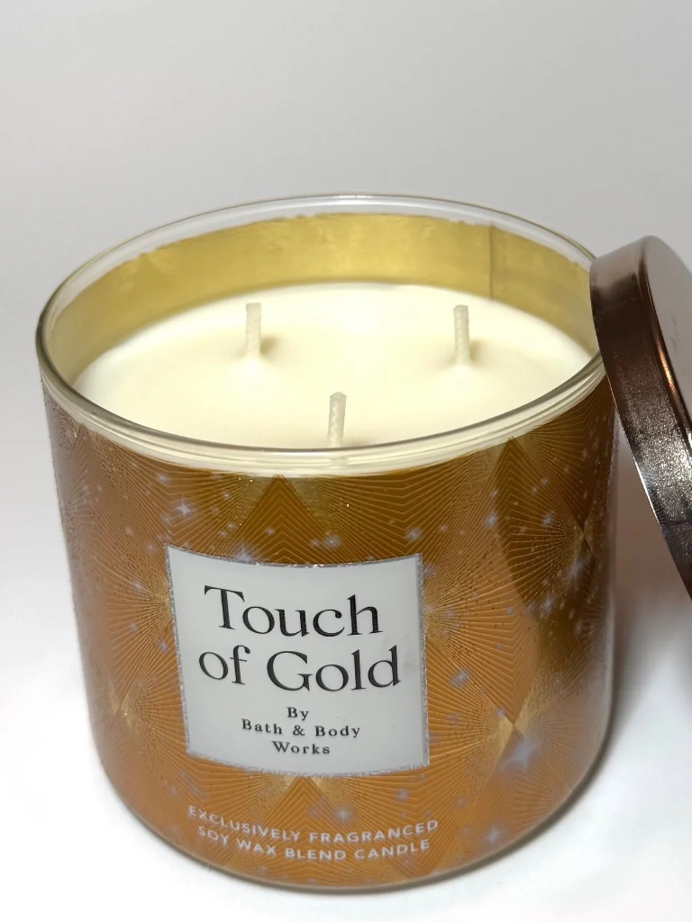 TOUCH OF GOLD 3-Wick Candle - Picture 2 of 3
